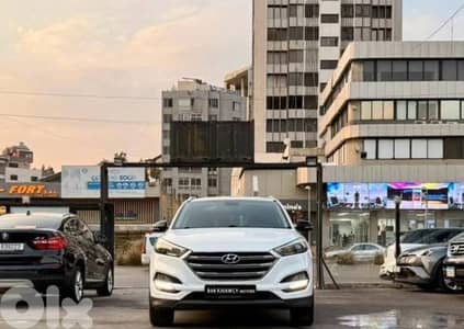 Hyundai Tucson 2.0L AWD 1 owner!!