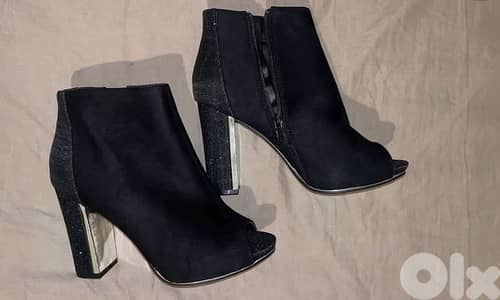 Quiz boots size 37 free