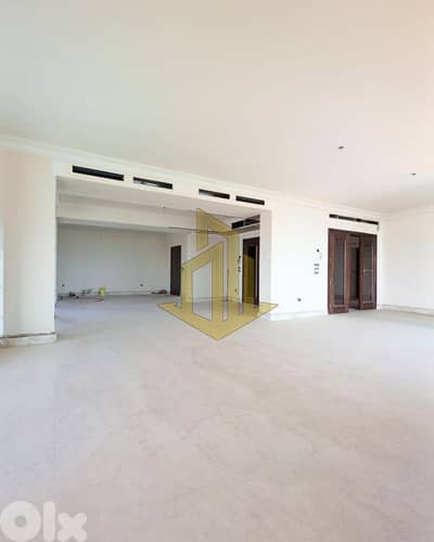 Apartment for Sale in Ramleh El Bayda شقة للبيع في الرملة البيضاء