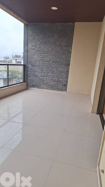 Spacious and bright apartment in a prime location of Mazraat Yachouh!