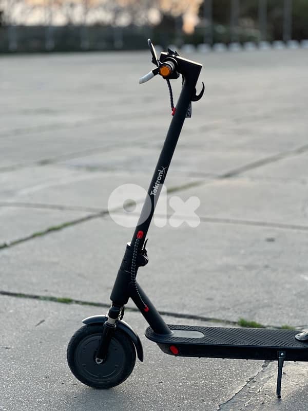 Tektronix Electronic Scooter 1