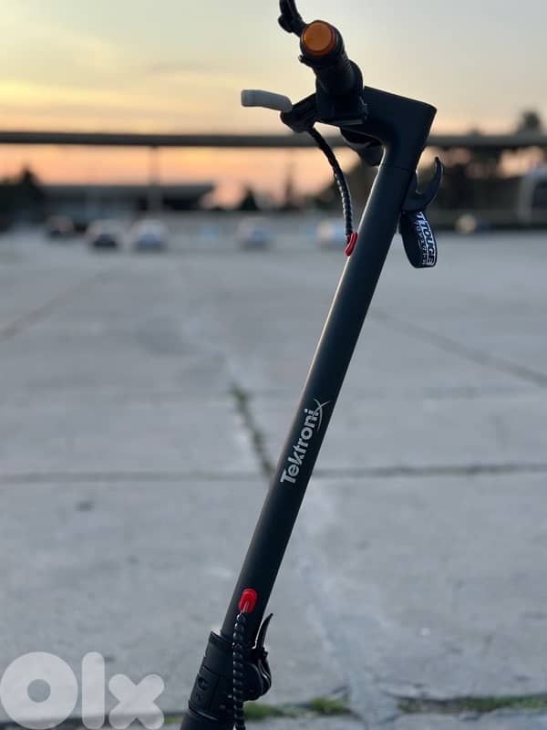 Tektronix Electronic Scooter 3