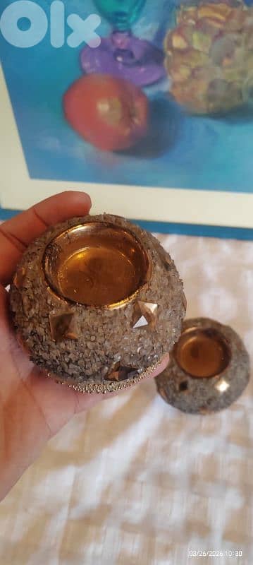 Beautiful pair of tea light 3