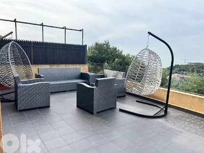 Apartment with terrace for sale in Ghosta with mountain views