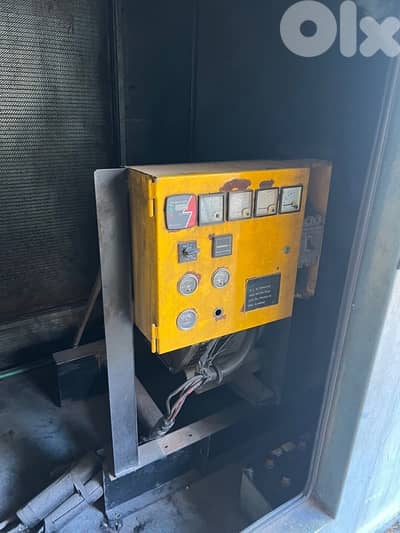 موتار بركنيز ١٠٠ kva ٦ سلندر مع كاتم