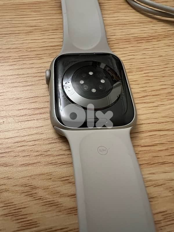 APPLE WATCH 7 45 MM BARELY USED WITH BANDS, CHARGER, COVER 3