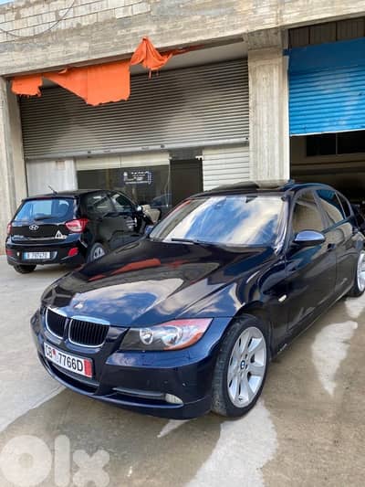 BMW E90 328i 2008 - Very Clean