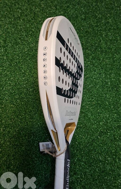 Bullpadel Pearl model 2026 price 260$ 1