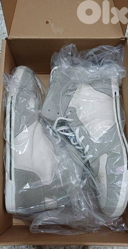 New from Aldo Size 42 1