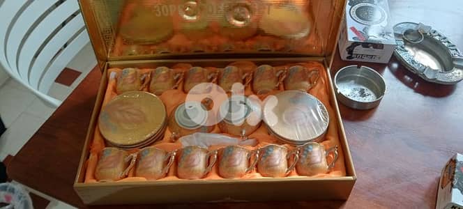 Luxury coffee cups set