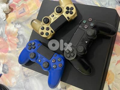 a ps4 with 3 controllers and 8 different games