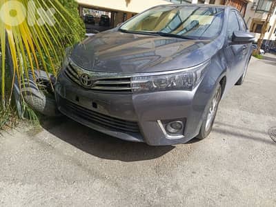 Toyota Corolla 2015