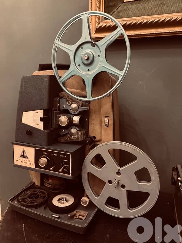 vintage projector 1