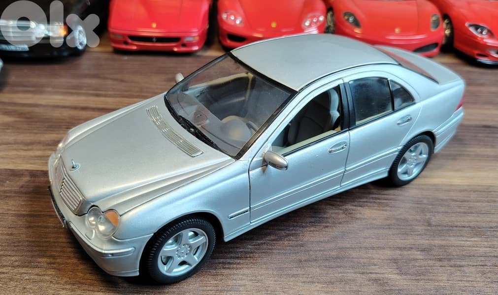 Diecast 1:18, Mercedes C320 By Welly 1