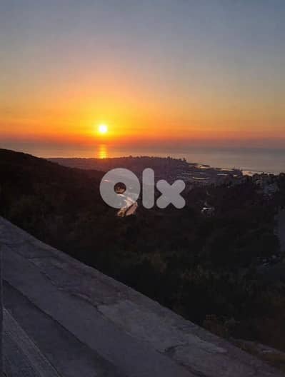 apartment For sale in jouret al ballout شقة للبيع في جورة البلوط