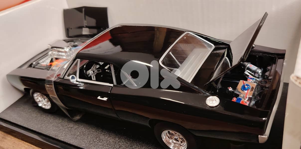 Diecast 1:18 Dodge Charger By Hotwheels 2