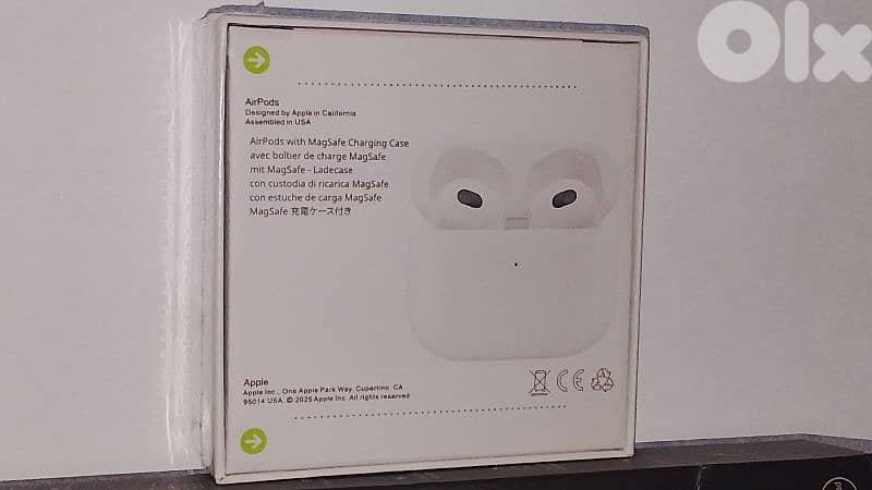 AIRPODS 3RD GENERATION 1