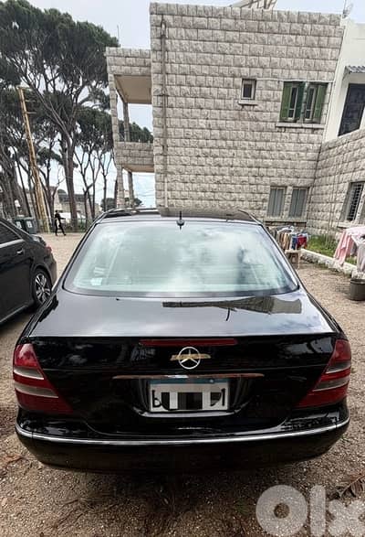 Mercedes-Benz E-Class 2006