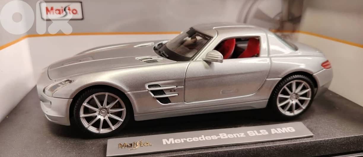 Diecast 1:18 Mercedea SLS 2