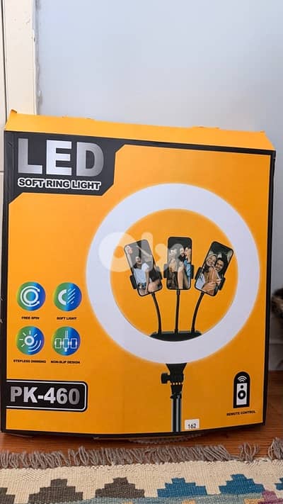 tripod new never used