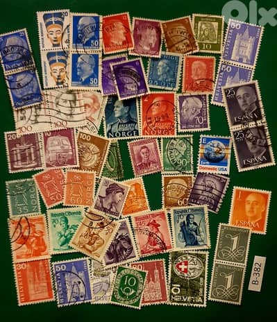 World old 50 stamps since 1940's Lot# B-382