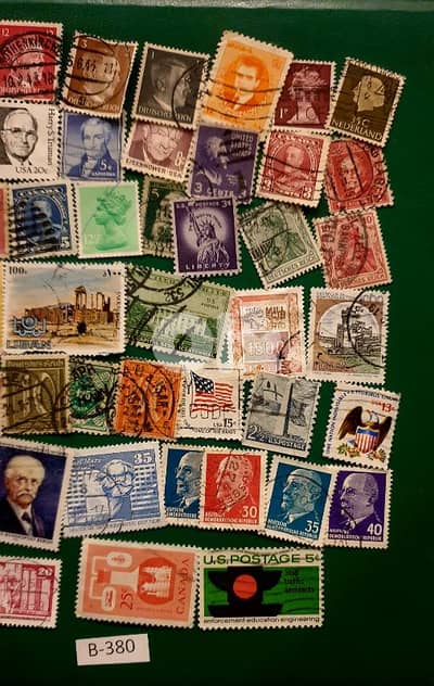 World old 50 stamps since 1940's Lot# B-380