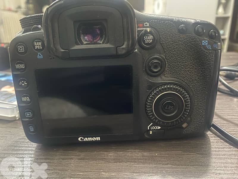 Canon 7d + lens 75-300 + printer + flash . . 4