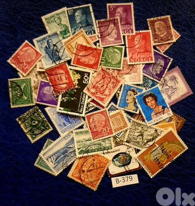 World old 50 stamps since 1940's Lot# B-379