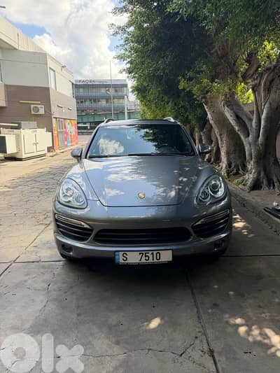 Porsche Cayenne 2011