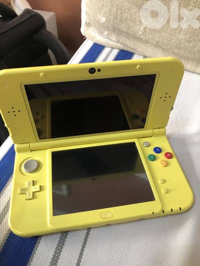 Nintendo 3ds pikachu edition