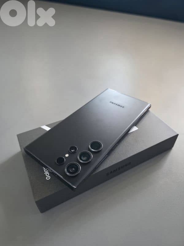 Galaxy S23 Ultra - 256GB (Black) 2