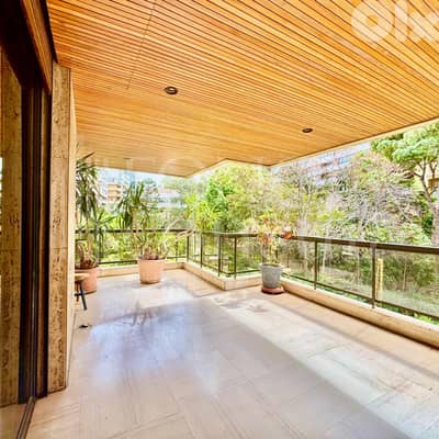 Luxurious Apartment for Sale – Triangle d’Or, Achrafieh