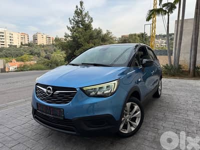 Opel Crossland X 2019 ( File & Service Company , 78000 KM , Like New )