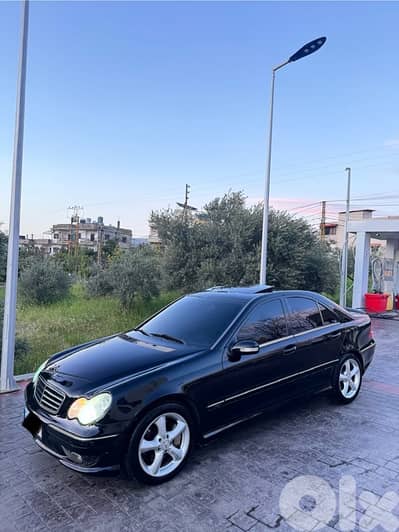 Mercedes-Benz C-Class 2005 Black On Black Like New