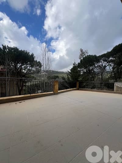 Apartment for Sale in Mar Chaaya - Broumana شقة للبيع في  برمانا