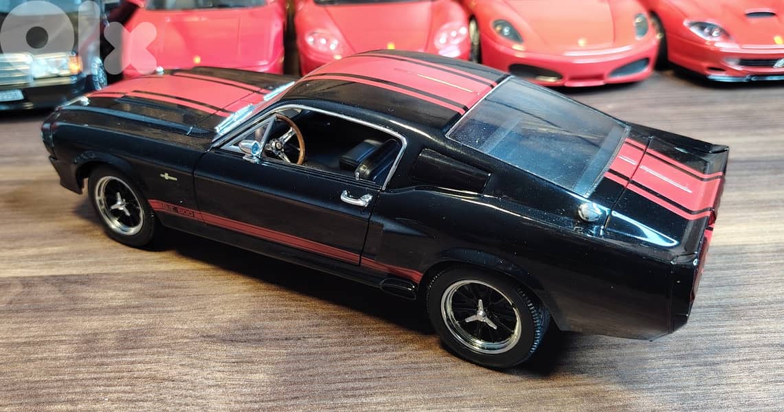 Diecast 1:18 Ford Mustang By shelby collectibles 4