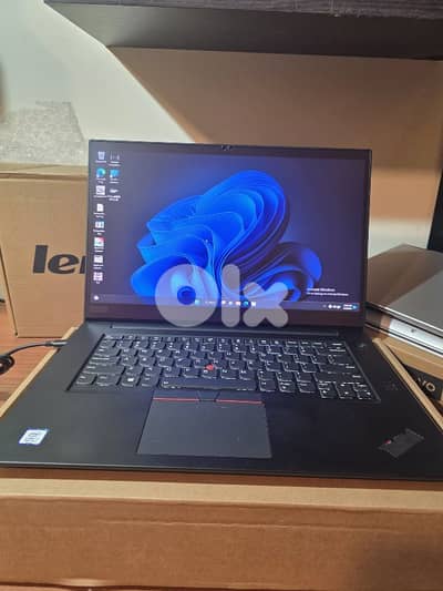 LENOVO THINKPAD P1  MOBILE WORKSTATION I7 RAM 16 GB VGA 4 GB