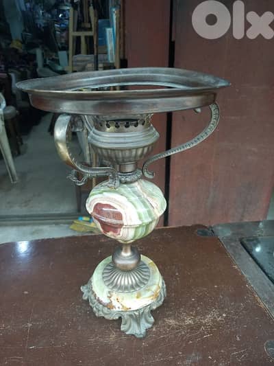 لمبادير برونز مع أونكس قديم