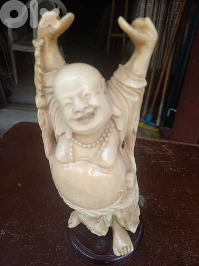 تمثال راتبنا قياس وسط مميز