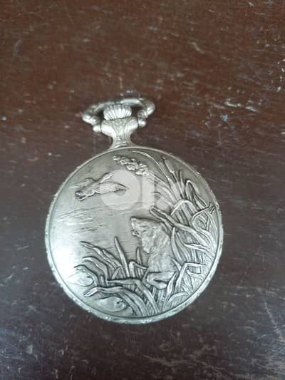 ساعة جيبة قديمة سويسرية