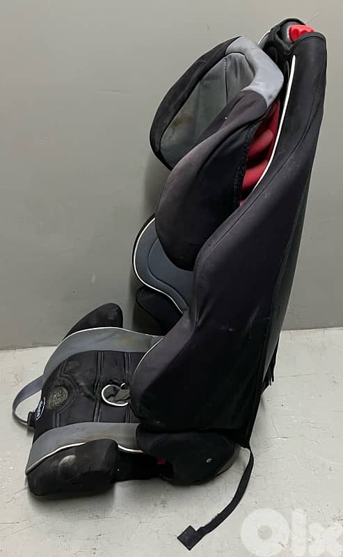 Car seat chicco used 40 $ beyrout ashrafiye 03723895 3