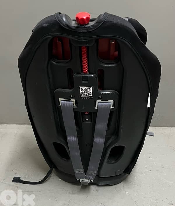 Car seat chicco used 40 $ beyrout ashrafiye 03723895 8