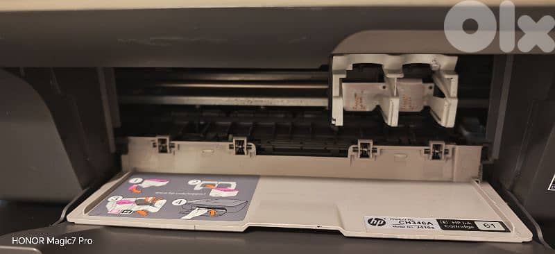 HP deskjet 1050 ( print - scan - copy ) 3