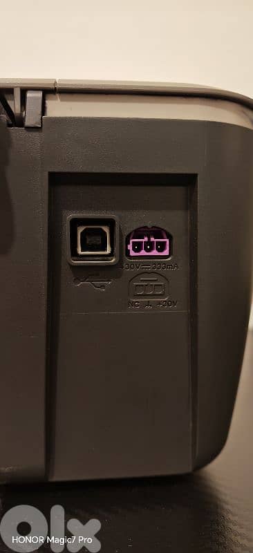 HP deskjet 1050 ( print - scan - copy ) 7