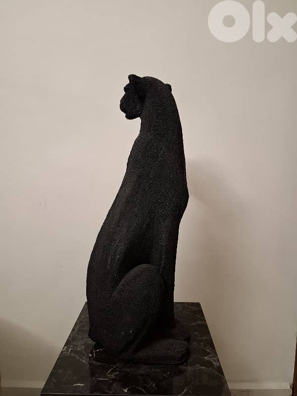Modern Black panther sculpture 2