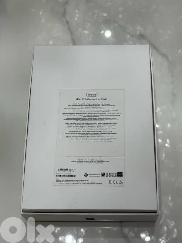iPad 9th Gen 256GB – Like New !! 3
