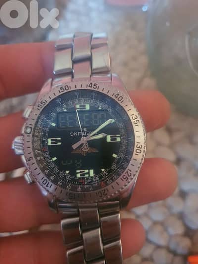 ساعة بريتنج