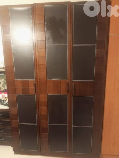 تختين فرشتين خزانة عدد ٢ شيفونير ٢ ac