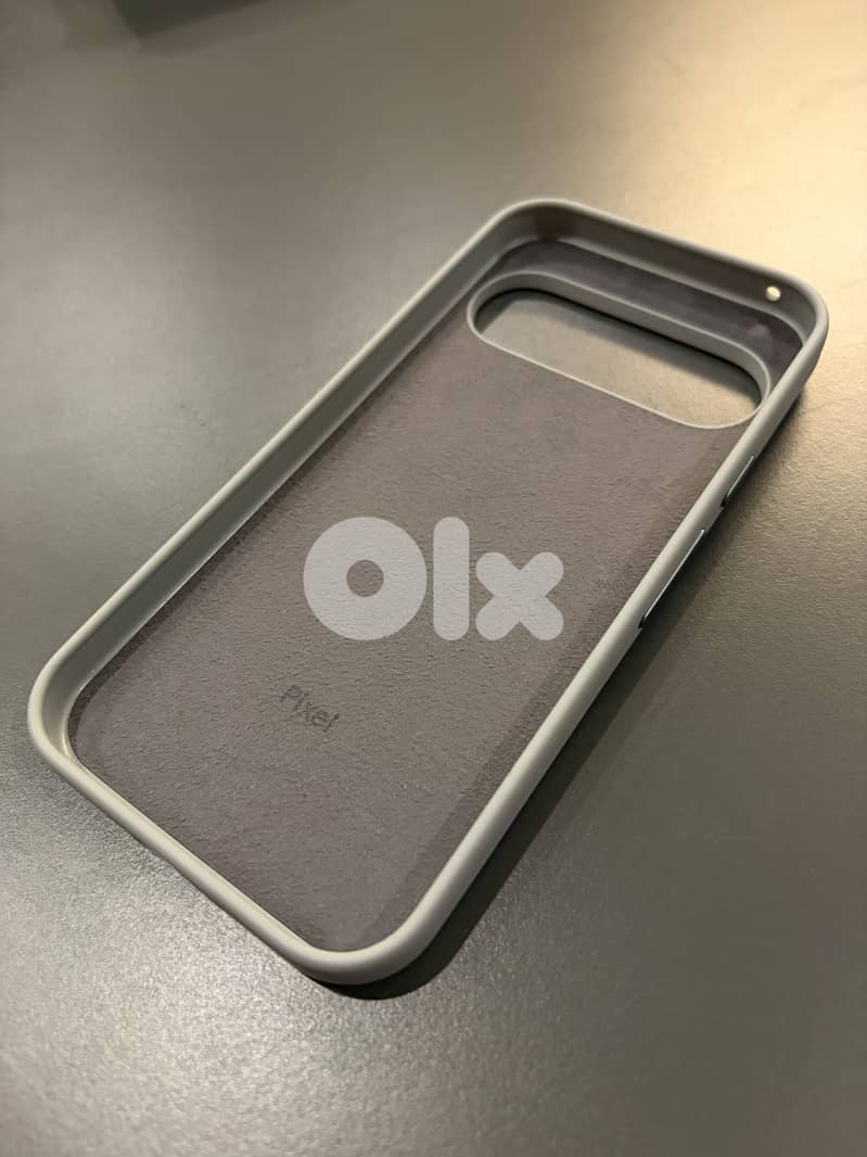 Genuine Google Pixel 9 Pro / 9 official cover case Hazel 1