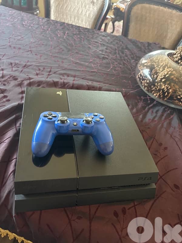 PS4 used only 1 owner super clean 1